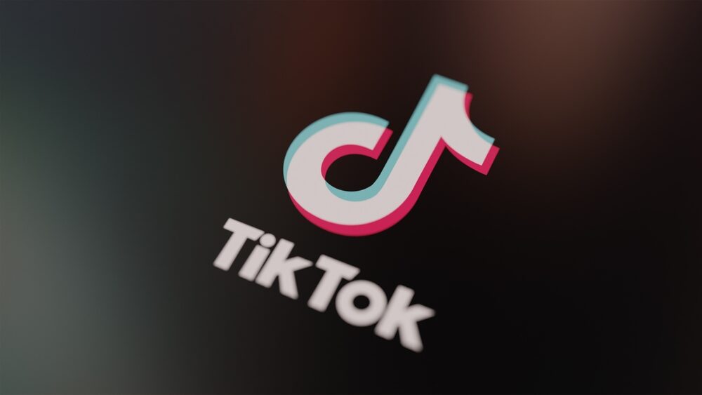 Hub di TikTok per riconoscere contenuti IA