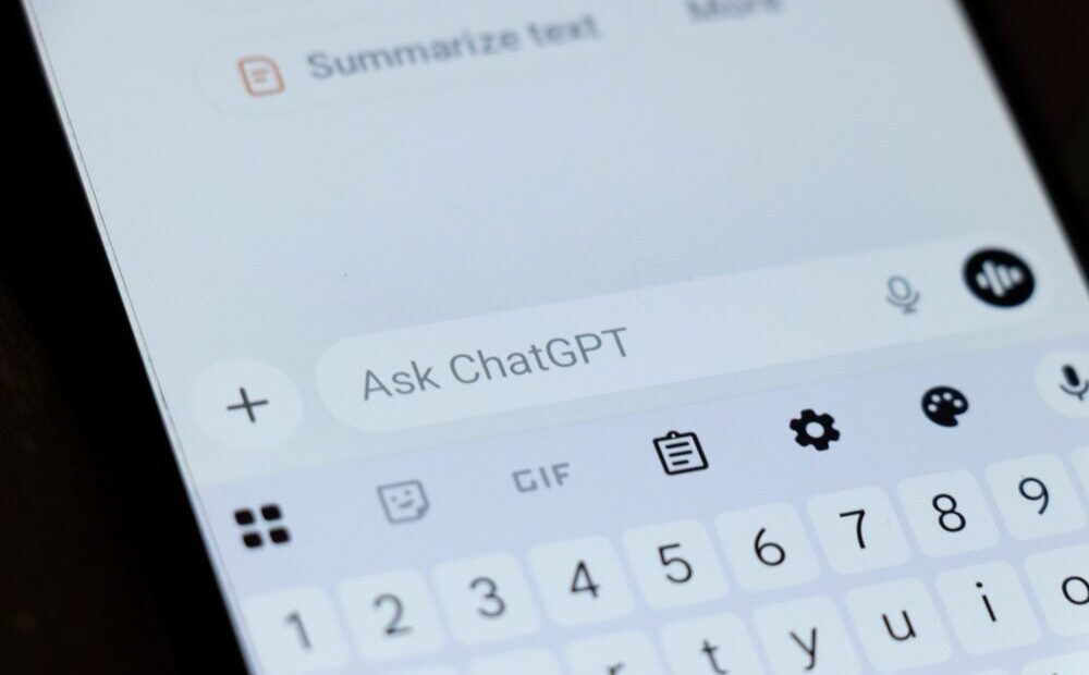ChatGPT Work disponibile su mobile