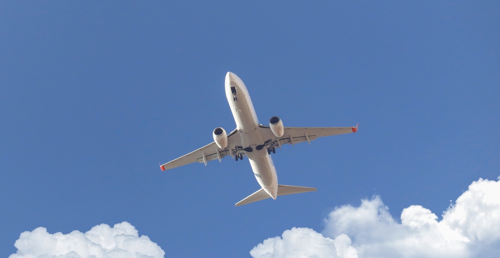 Aereo in atterraggio d'emergenza a Palma di Maiorca