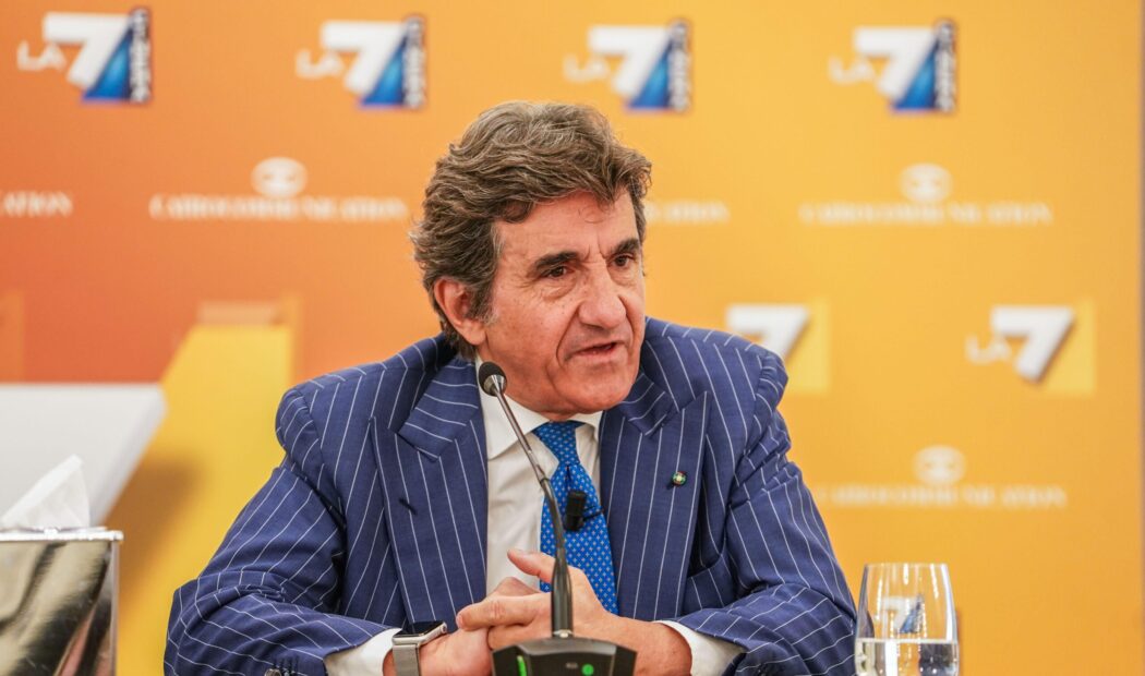 Urbano Cairo durante la presentazione dei palinsesti di La7