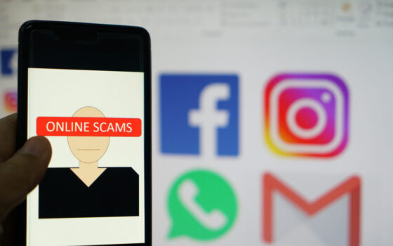 Truffa via WhatsApp a Fideuram