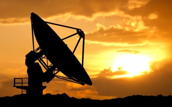 Radar satellitari per il monitoraggio della plastica nei mari